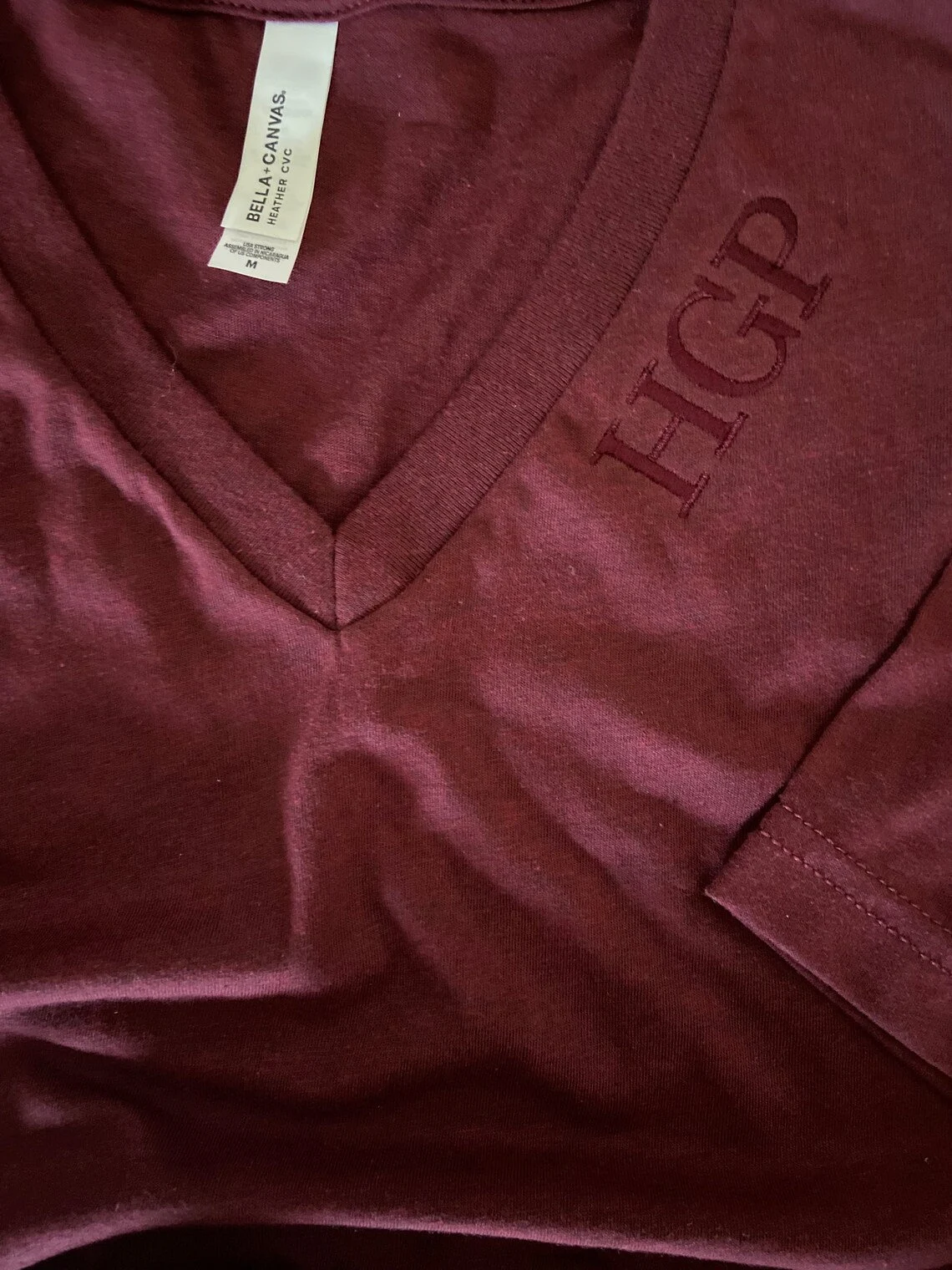 Minimalistic V-neck Monogram